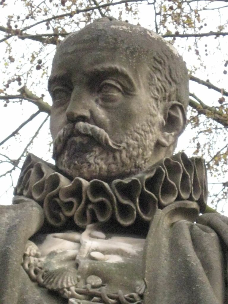 Michel de Montaigne - Statue par Dominique Fortuné Maggesi - Esplanade des Quinconces - Bordeaux - 1858