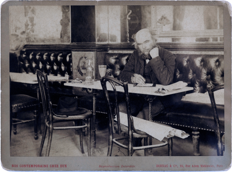 Paul Verlaine - Photographie de Dornac - Portrait de Verlaine au café François 1er - 1892