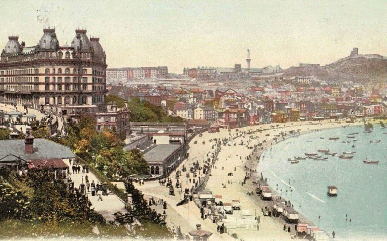 Promontoire de Arthur Rimbaud dans Les Illuminations - Carte postale du Grand Hotel de Scarborough, Yorkshire, England - 1905